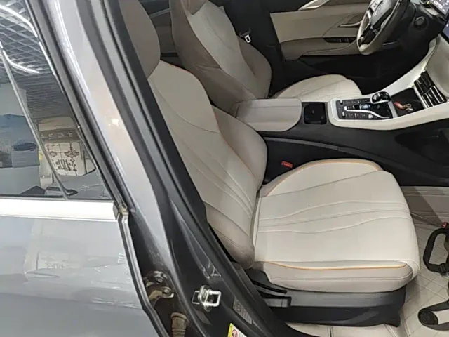 BYD Song Pro — Фото автомобиля 24