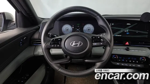 Hyundai Avante CN7 — Фото автомобиля 13