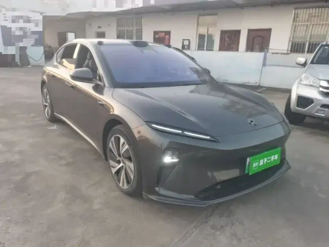 Nio ET5 — Фото автомобиля 3
