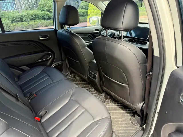 GAC Trumpchi GS3 — Фото автомобиля 12