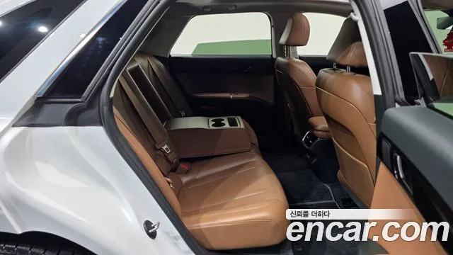 Hyundai Grandeur GN7 — Фото автомобиля 18