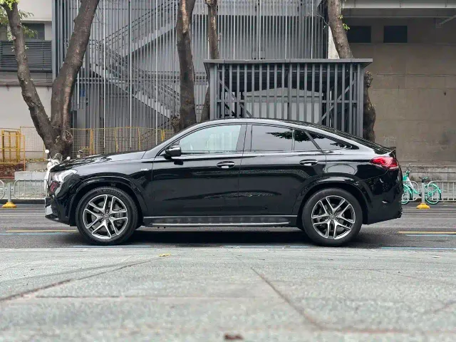 Mercedes-Benz GLE Coupe AMG — Фото автомобиля 3