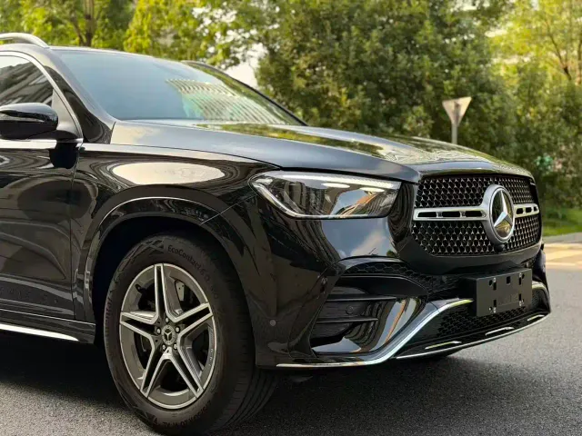 Mercedes-Benz GLE-Class — Фото автомобиля 4