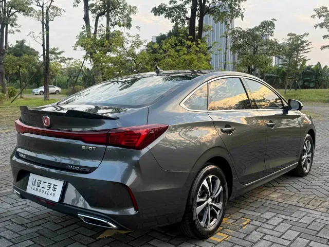 Changan Eado — Фото автомобиля 21
