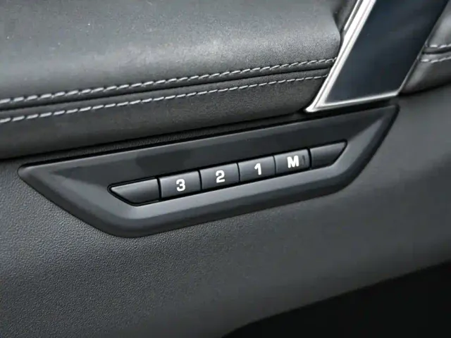 Land Rover Discovery Sport — Фото автомобиля 25