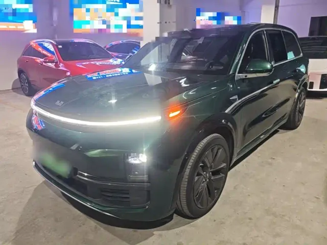 Фотография автомобиля — Li Auto L9