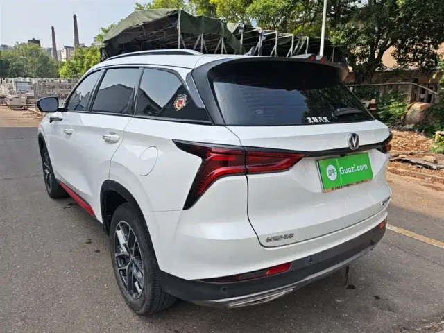 Changan CS75 Plus — Фото автомобиля 4