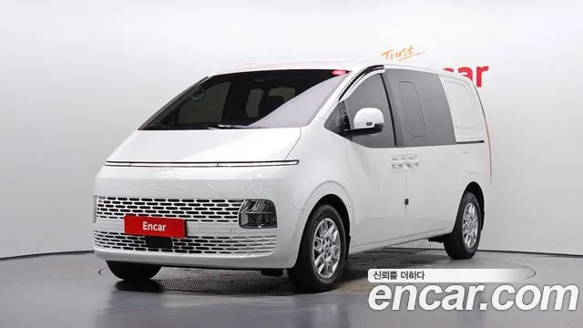 Фотография автомобиля — Hyundai Staria