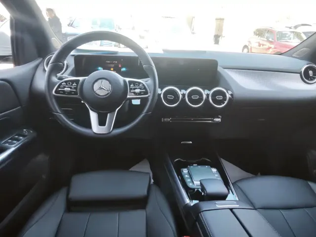 Mercedes-Benz B-Class — Фото автомобиля 12