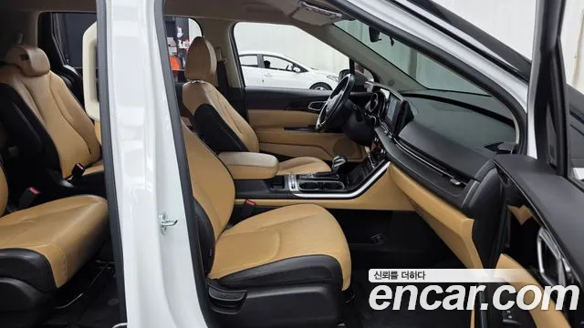 Kia Canival Carnival 4 поколение Дизель 9 мест Prestige — Фото автомобиля 10