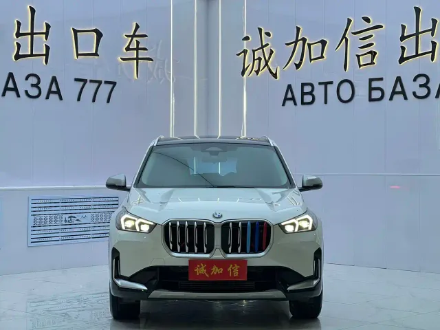 BMW X1 — Фото автомобиля 2