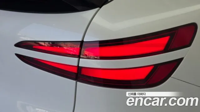 Genesis GV60 — Фото автомобиля 8