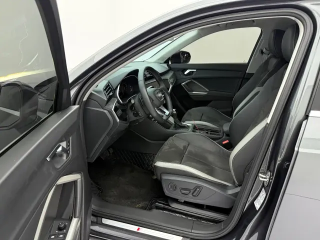 Audi Q3 — Фото автомобиля 20