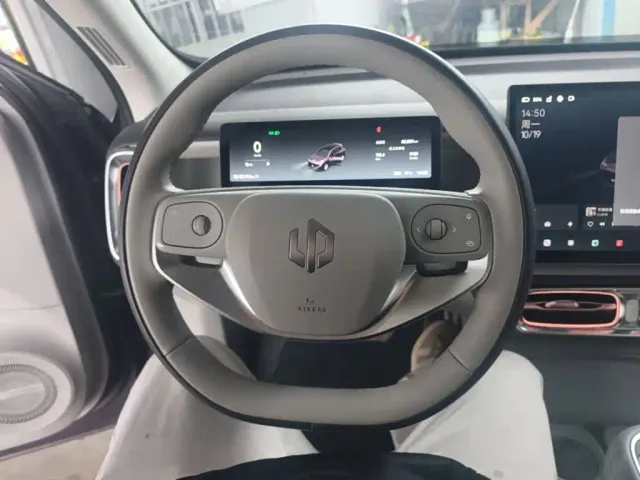 Leapmotor B10 — Фото автомобиля 10