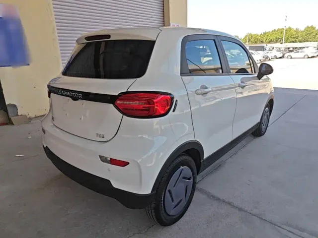 Leapmotor T03 — Фото автомобиля 6