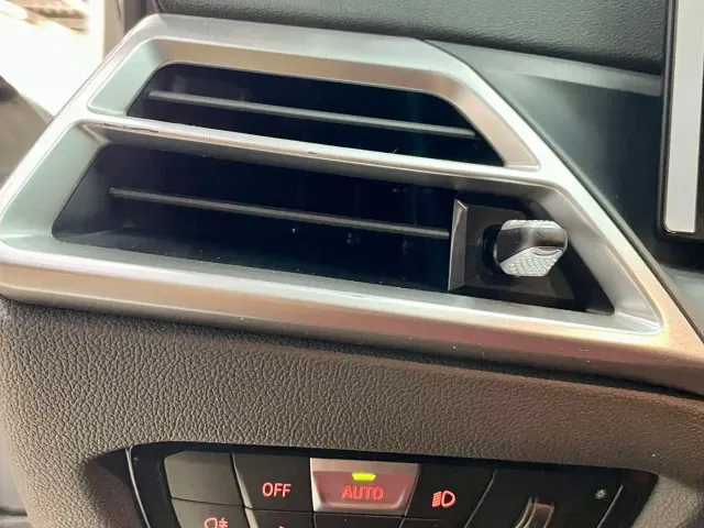 BMW 3 Series — Фото автомобиля 17