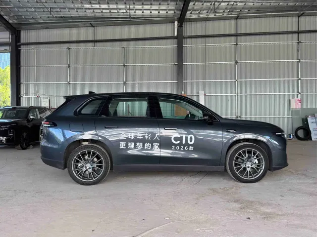 Leapmotor C10 — Фото автомобиля 5