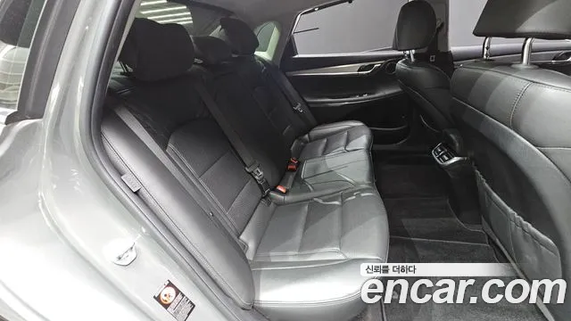 Hyundai Grandeur — Фото автомобиля 12