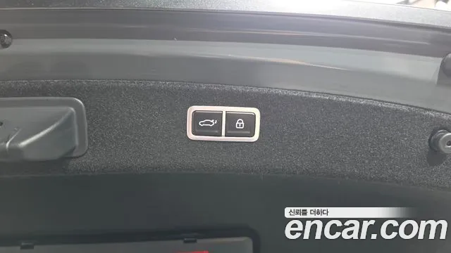 Genesis G80 RG3 — Фото автомобиля 22