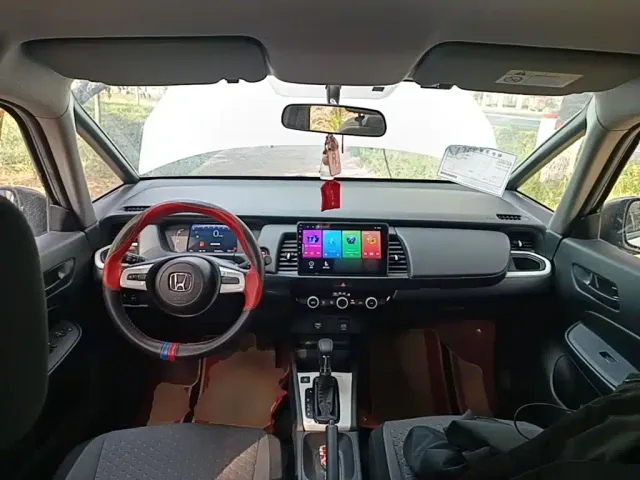 Honda Fit — Фото автомобиля 9