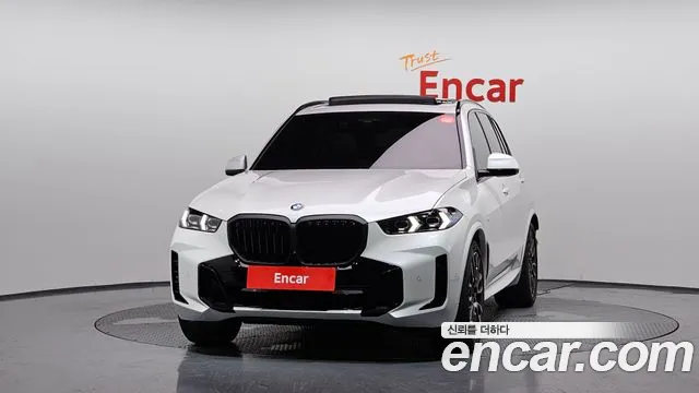 BMW X5 xDrive 40i M Sport — Фото автомобиля 3