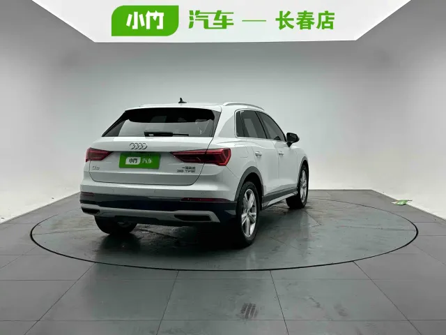 Audi Q3 — Фото автомобиля 6