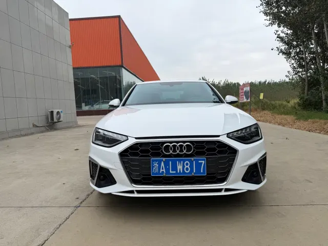 Audi A4L — Фото автомобиля 2