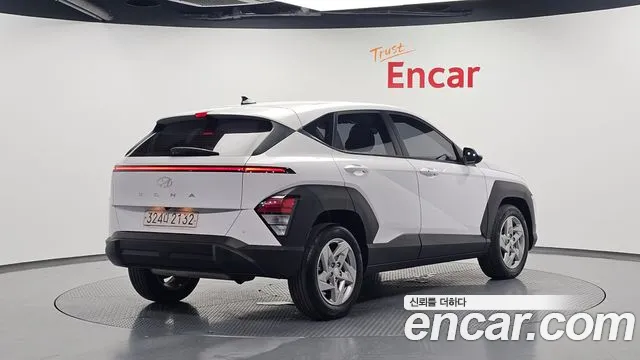 Hyundai Kona — Фото автомобиля 2