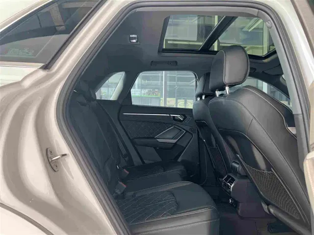 Audi Q3 — Фото автомобиля 30