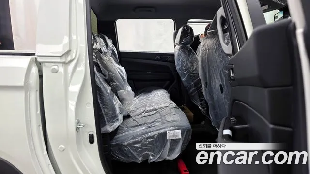 KG_Mobility_Ssangyong Musso Musso (Q300) Дизель 2.2 4WD — Фото автомобиля 12