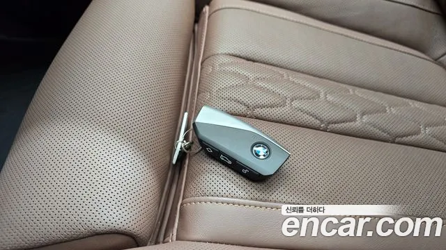 BMW X6 xDrive40i M Sport — Фото автомобиля 13