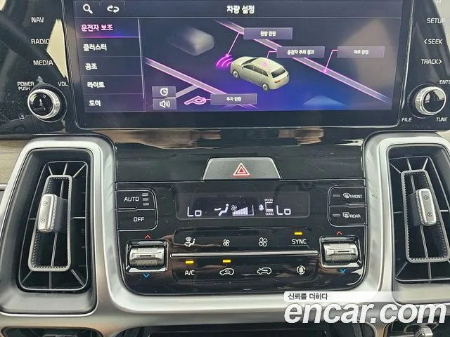 Kia Sorento Sorento 4-е поколение Бензин 2.5T 2WD — Фото автомобиля 18