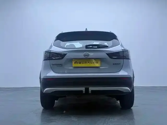 Nissan Qashqai — Фото автомобиля 4