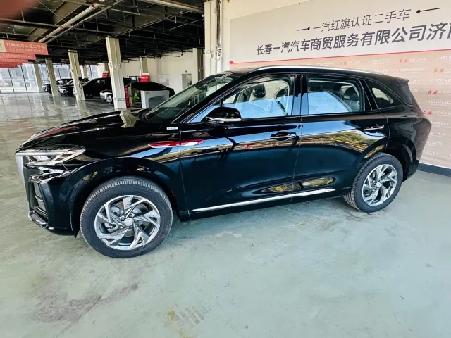 Hongqi HS3 PHEV — Фото автомобиля 3