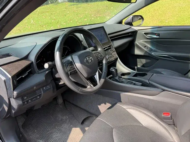 Toyota Avalon — Фото автомобиля 7