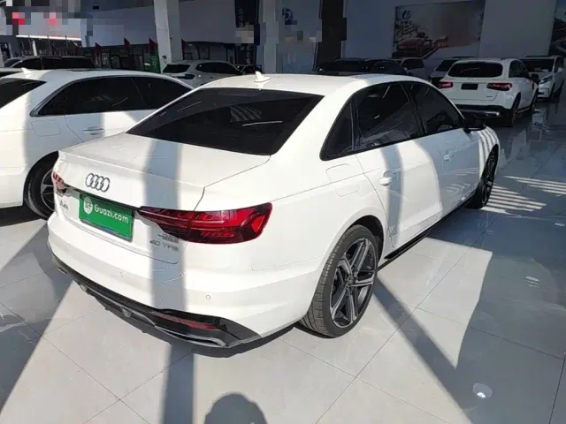 Audi A4L — Фото автомобиля 6