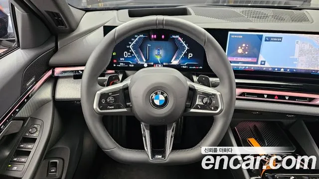 BMW 5-Series — Фото автомобиля 13