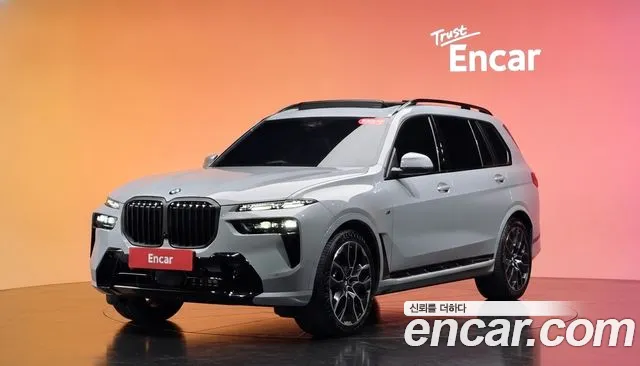 Фотография автомобиля — BMW X7 G07