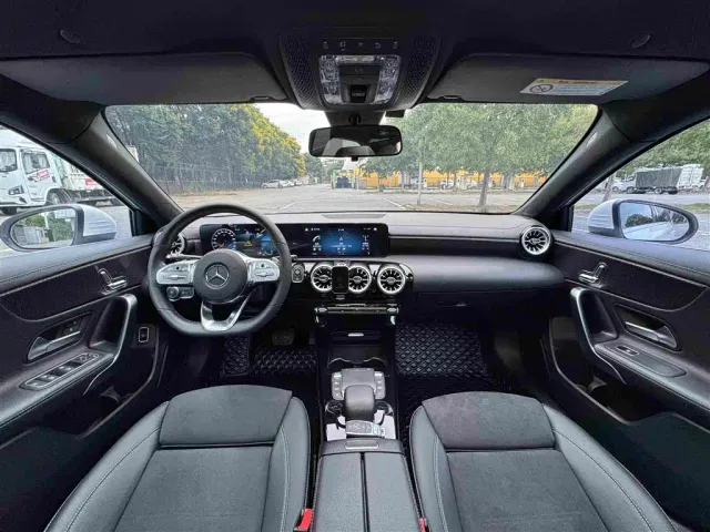 Mercedes-Benz A-Class — Фото автомобиля 14