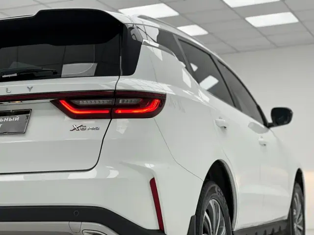 Geely Vision X6 — Фото автомобиля 14