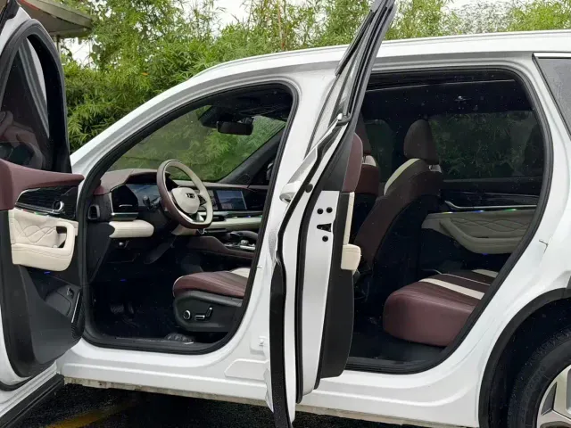 Geely Xingyue L — Фото автомобиля 12