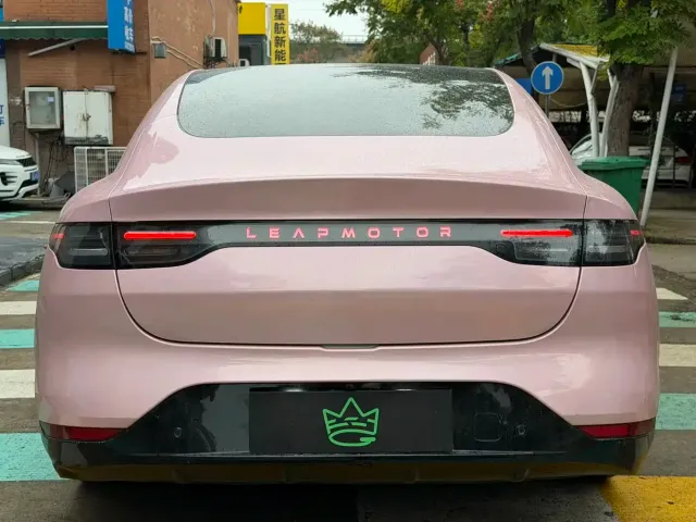 Leapmotor Leapmotor C01 2022 RWD Long Range — Фото автомобиля 8