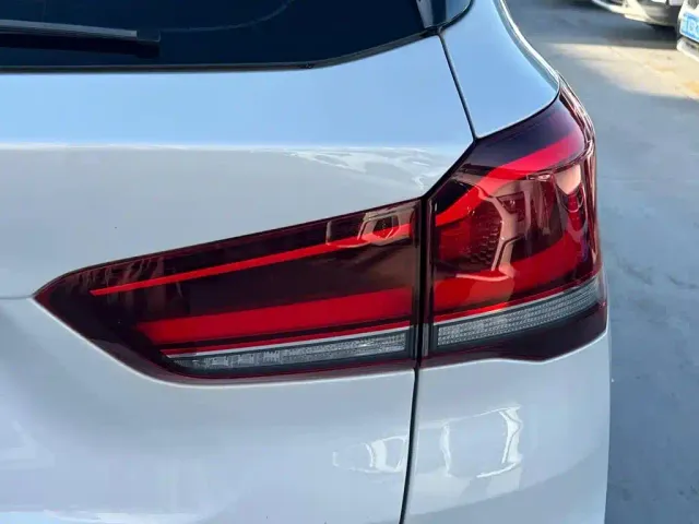 BMW X1 — Фото автомобиля 9
