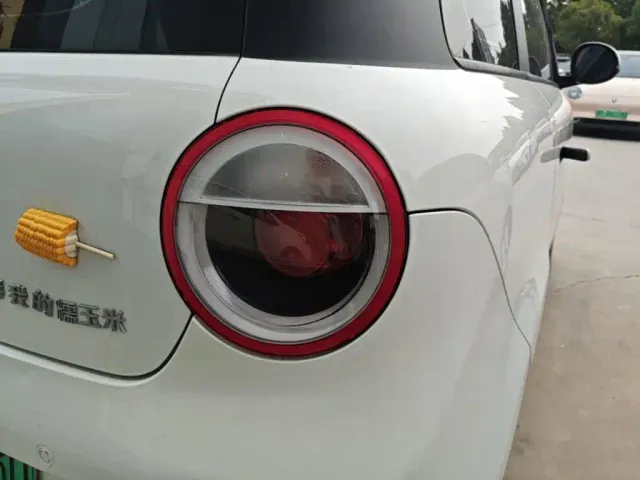 Changan Lumin — Фото автомобиля 7
