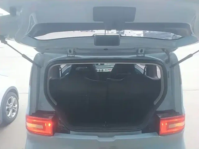 Wuling Hongguang Mini EV — Фото автомобиля 18