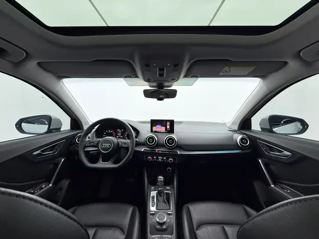 Audi Q2L — Фото автомобиля 9