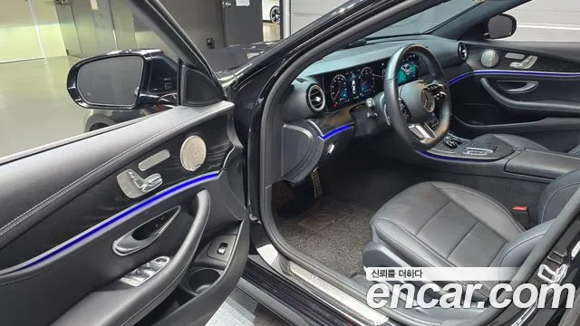 Mercedes-Benz E-Class W213 — Фото автомобиля 15