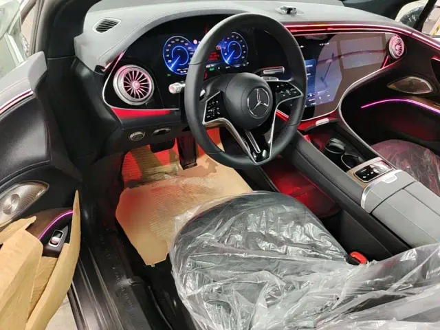 Mercedes-Benz EQS — Фото автомобиля 22