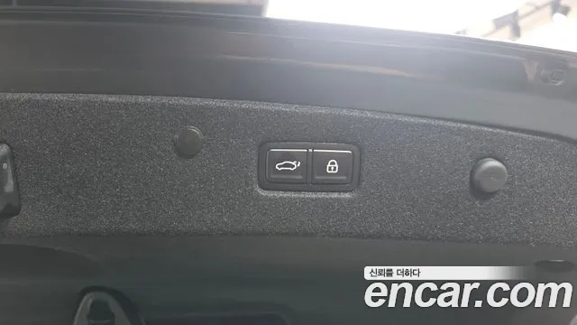 Kia K8 Hybrid — Фото автомобиля 21