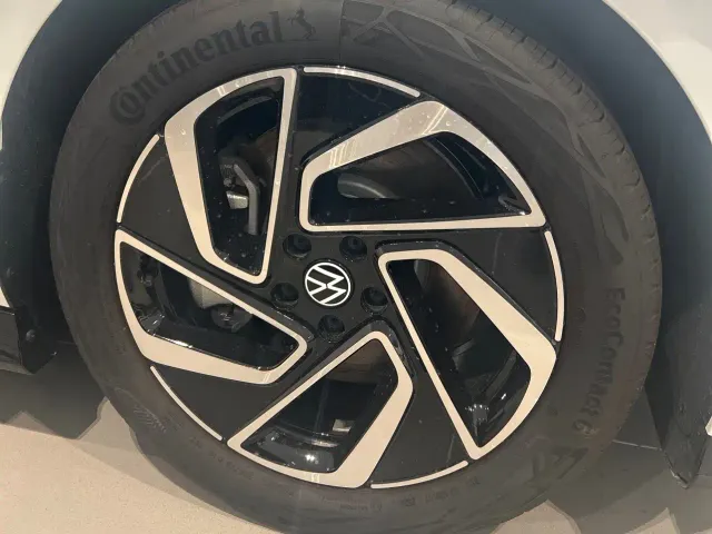 Volkswagen ID.7 Vizzion — Фото автомобиля 11